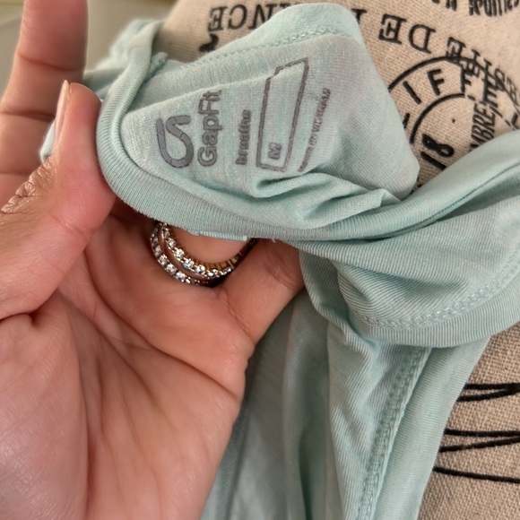 Gap fit open back tie tops - Picture 5 of 6